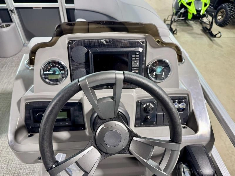 2026 Avalon Vls Quad Lounger Koolfab 19 X 8 alt