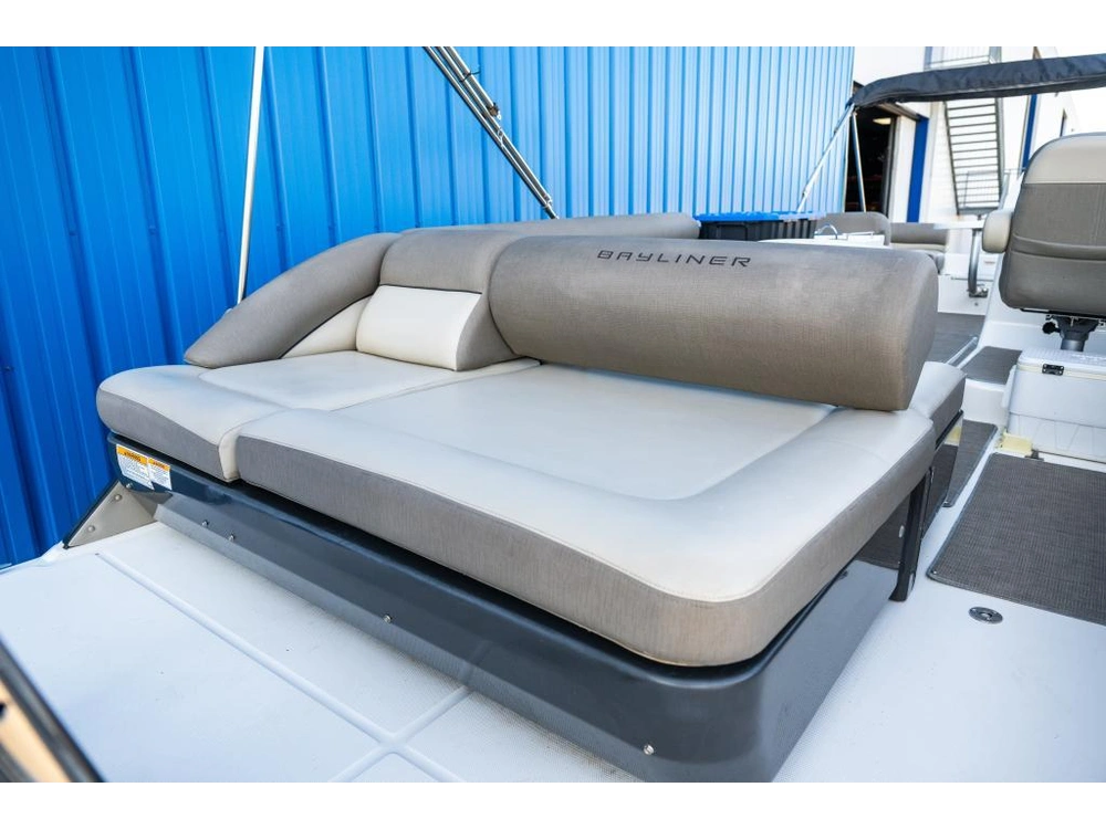 Bayliner Element Xr7 2016 alt