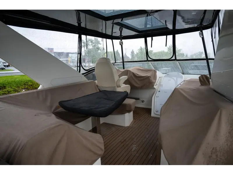 2012 Carver Yachts Voyageur 54 *SUR RENDEZ-VOUS* thumbnail 22