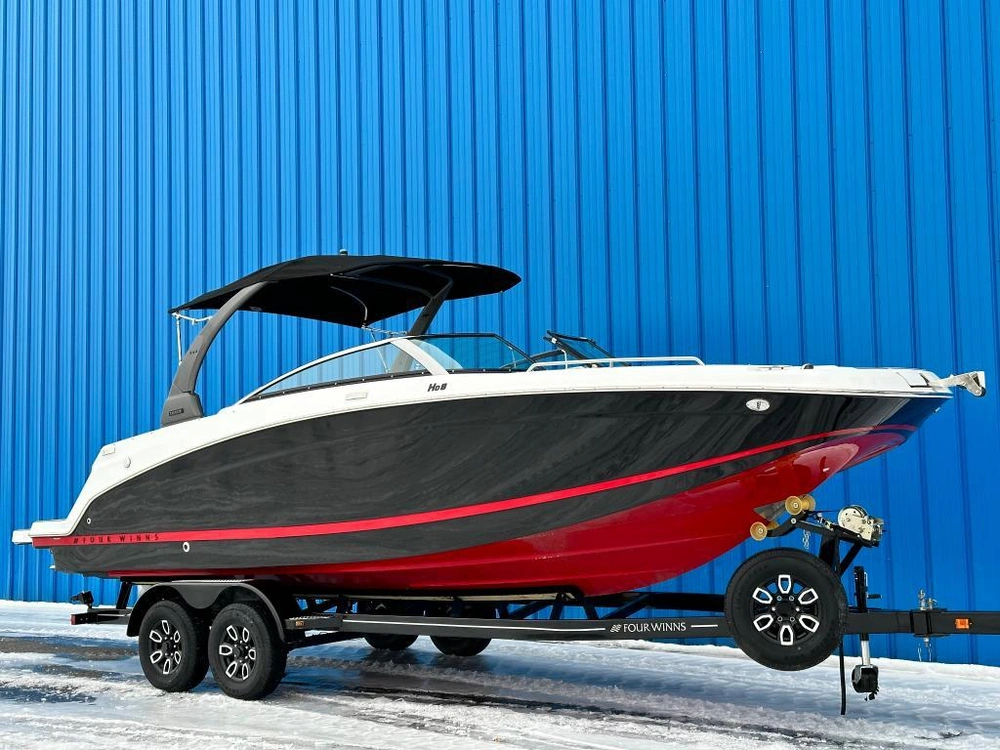 Four Winns Hd8 Mercruiser 6.2l / Bravo 3 2024 alt