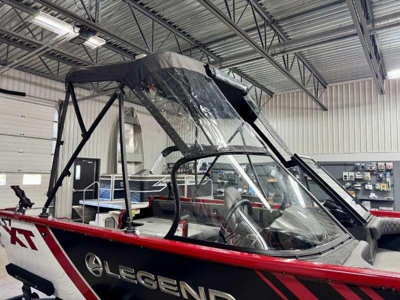 Legend Chilli Pepper Red 2026 alt