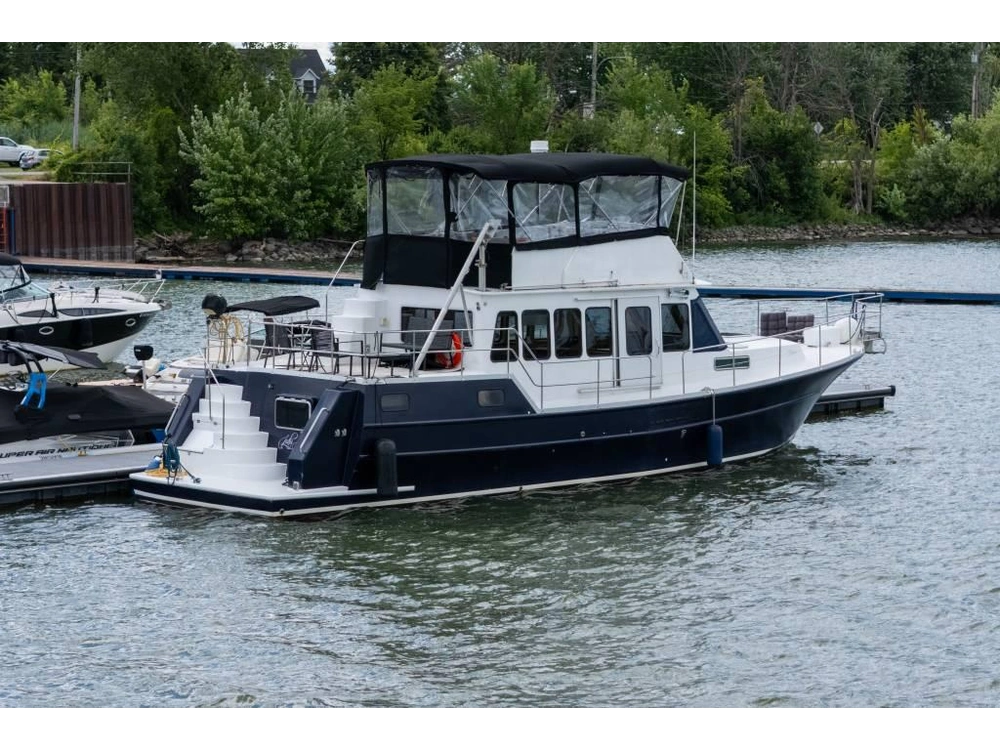 2002 Bruce Roberts Trawler 45 alt