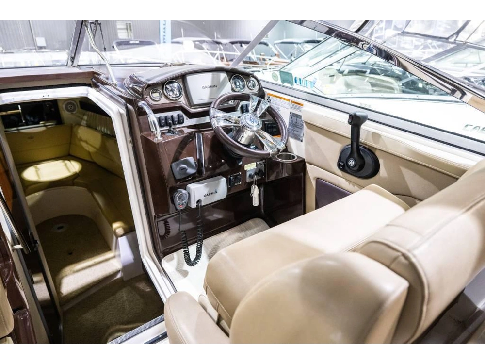 2013 Regal 28 Express alt