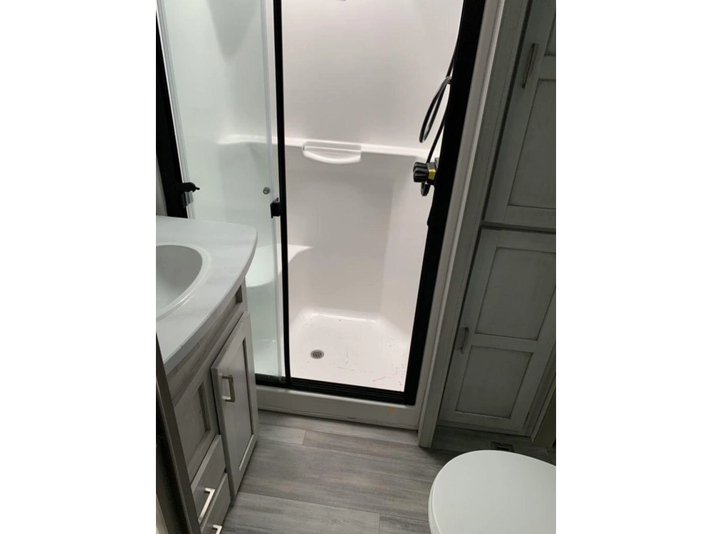2022 Keystone Rv Sprinter 35bh alt