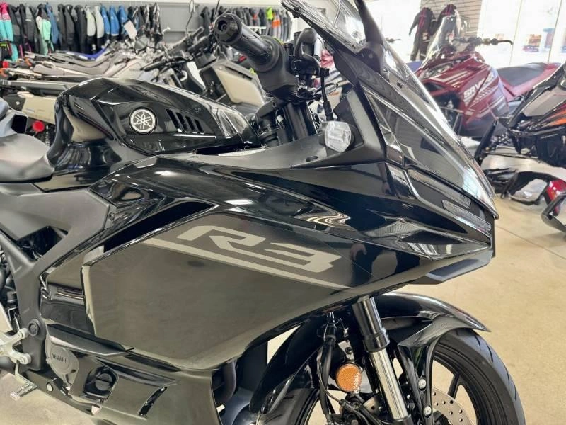 Yamaha Yzf-r3 2026 alt