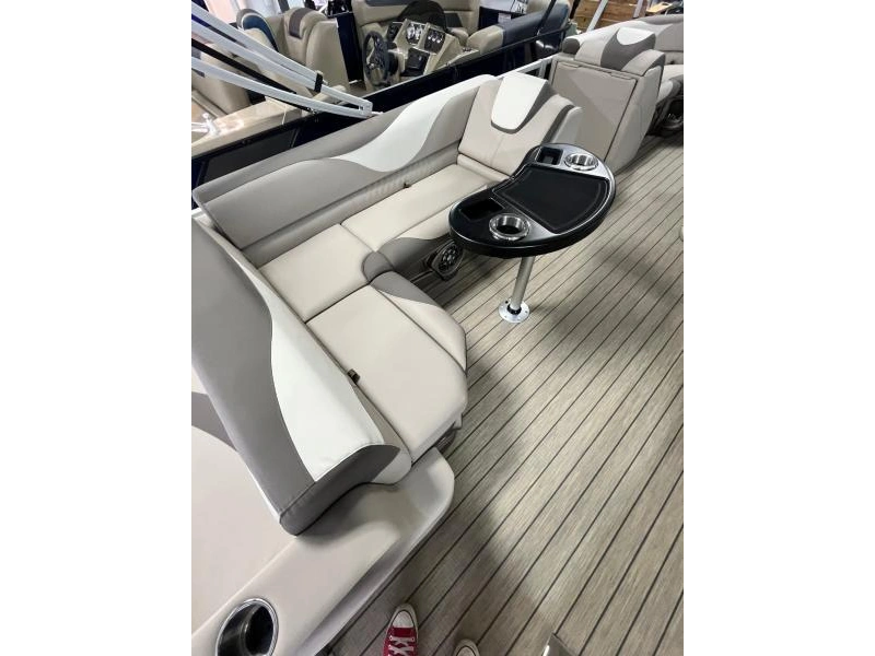 Legend Serie Q Cottage Sport Pro 2023 alt