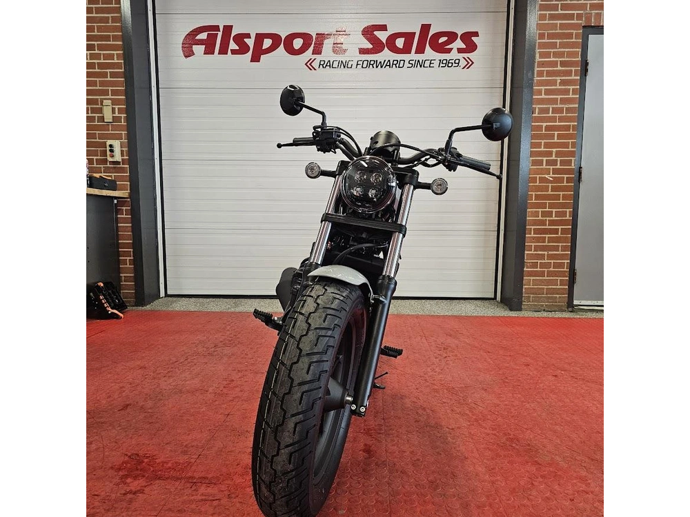 2026 Honda Rebel 300 E-clutch alt