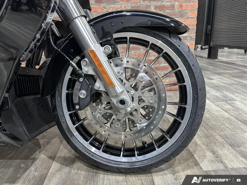 2026 Harley-Davidson Street Glide Limited thumbnail 6