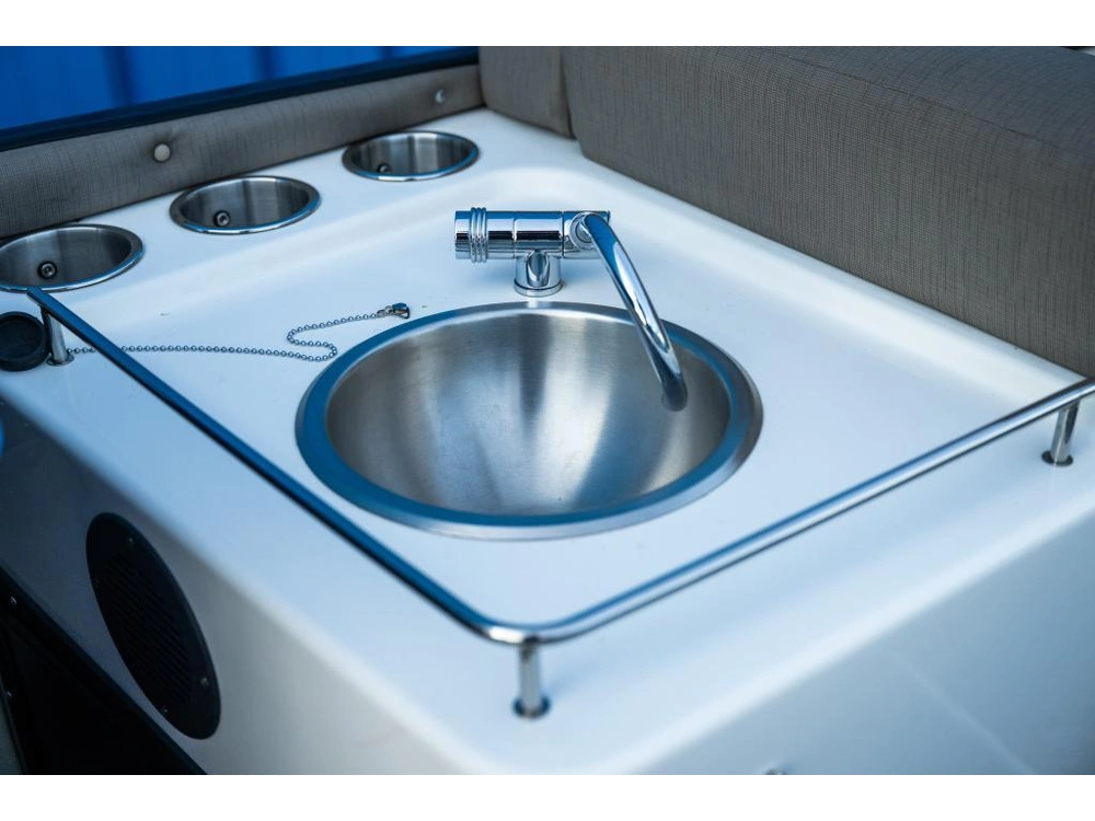 Bayliner Element Xr7 2016 alt