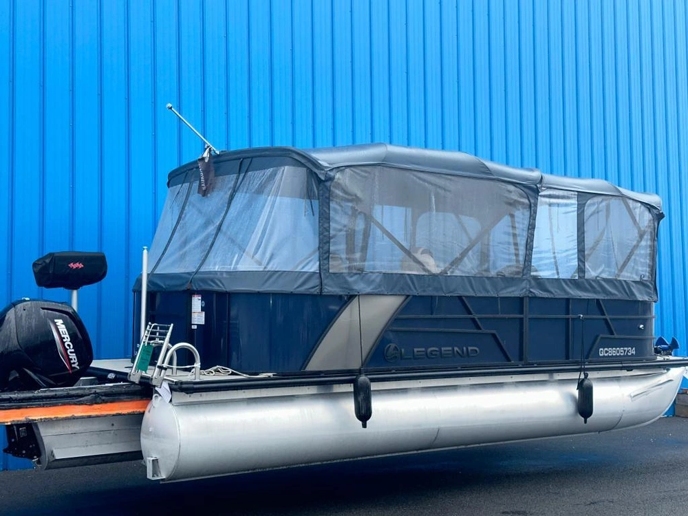 Legend E-series 23 Lounge Sport 2022 alt