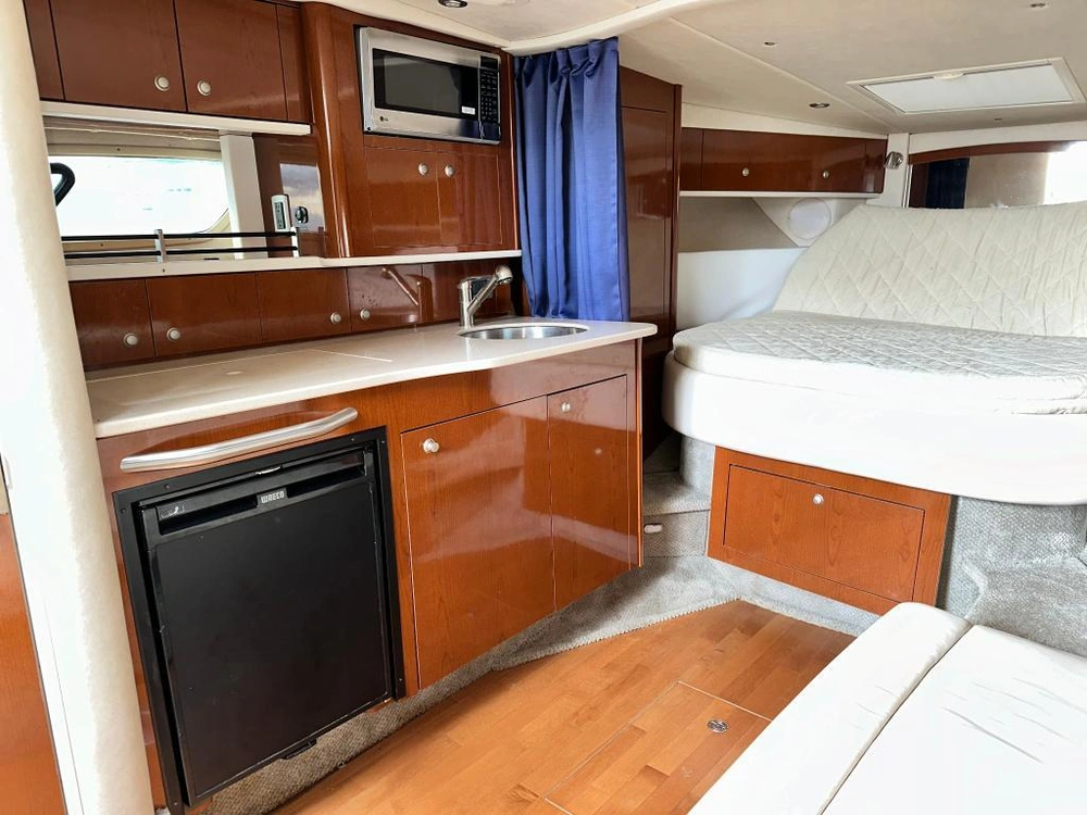 Sea Ray 330 Sundancer 2009 alt