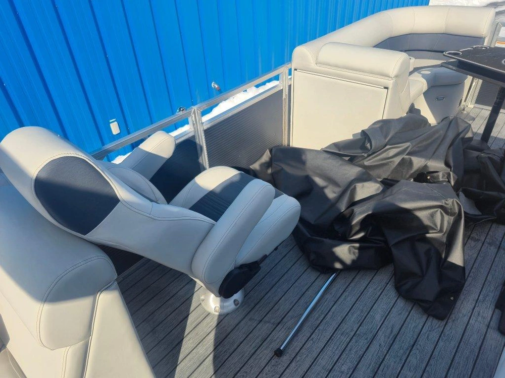 Armada Drakkar 23f 2026 alt