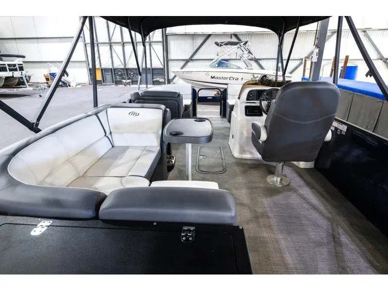 2022 Manitou 22 AURORA LE ANGLER MERC 115 thumbnail 7