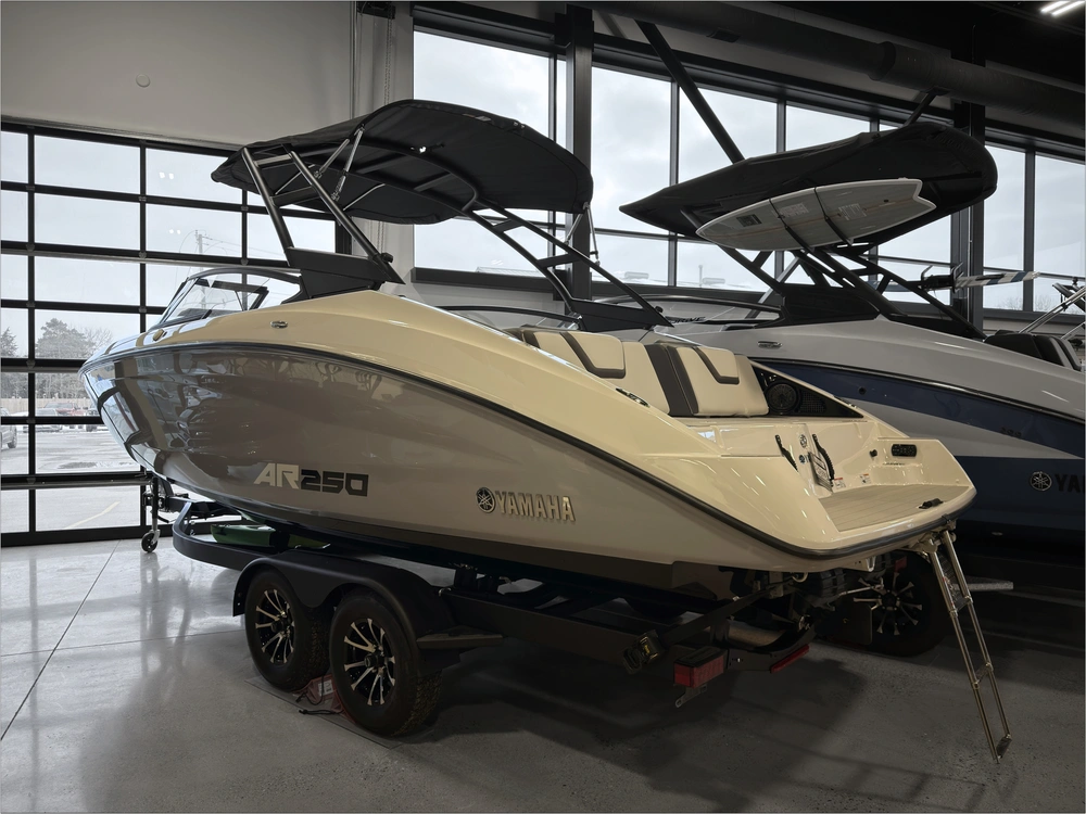 2026 Yamaha Ar250 $3,000 Rebate alt