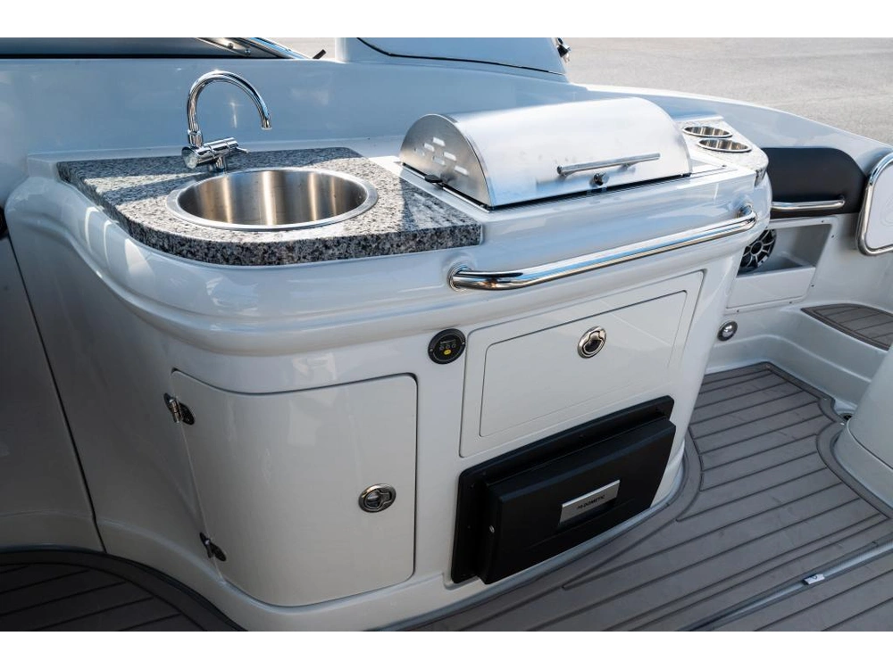 Crownline E285sx - 300xl Verado 2023 alt