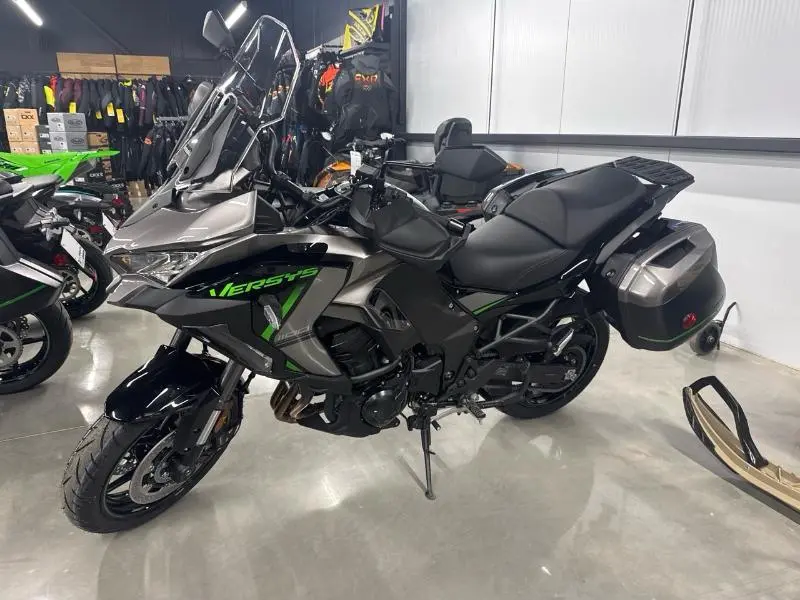 Kawasaki Versys 1100 Se Lt 2025 alt