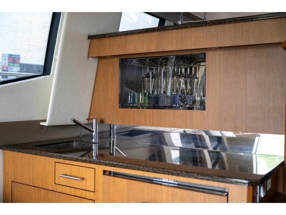 2012 Carver Voyageur 54 *sur Rendez-vous* alt