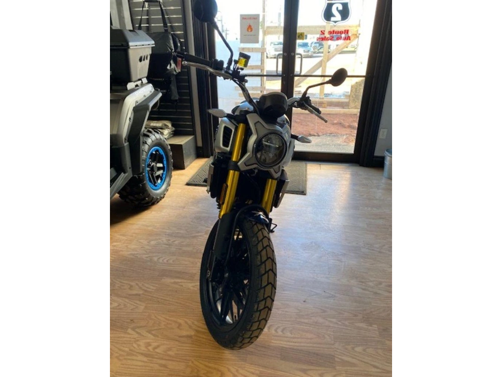 2022 Cfmoto 700cl-x alt