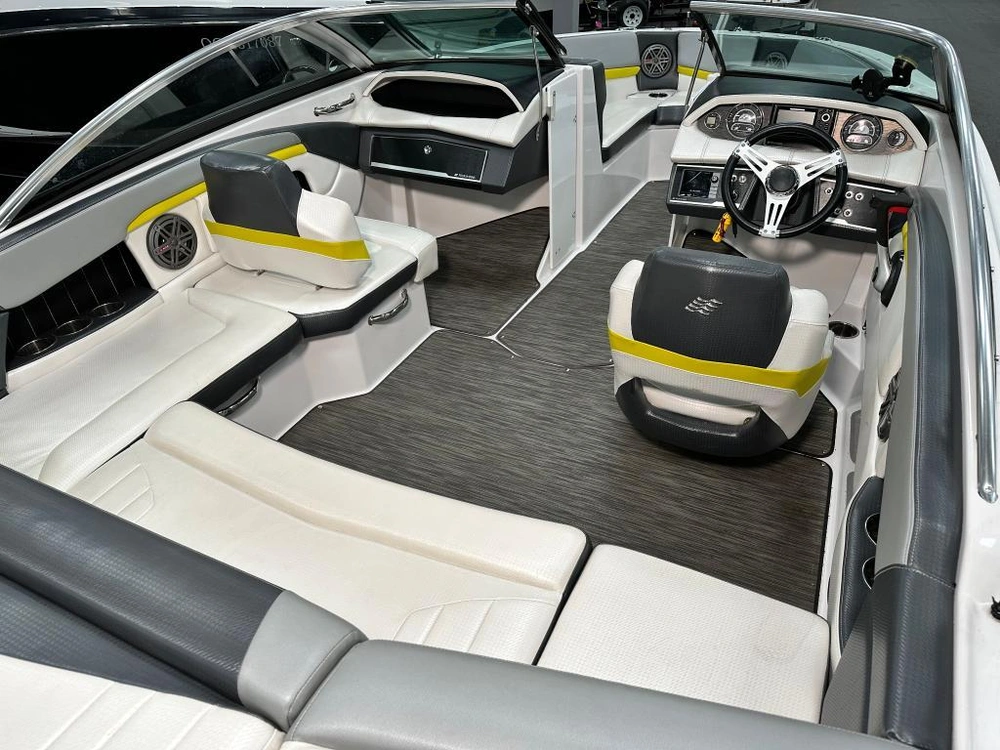 Four Winns H210 Rs 2017 alt