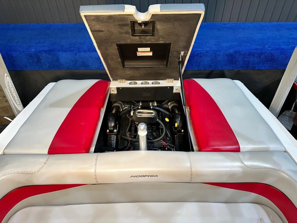 Moomba Outback V 2012 alt