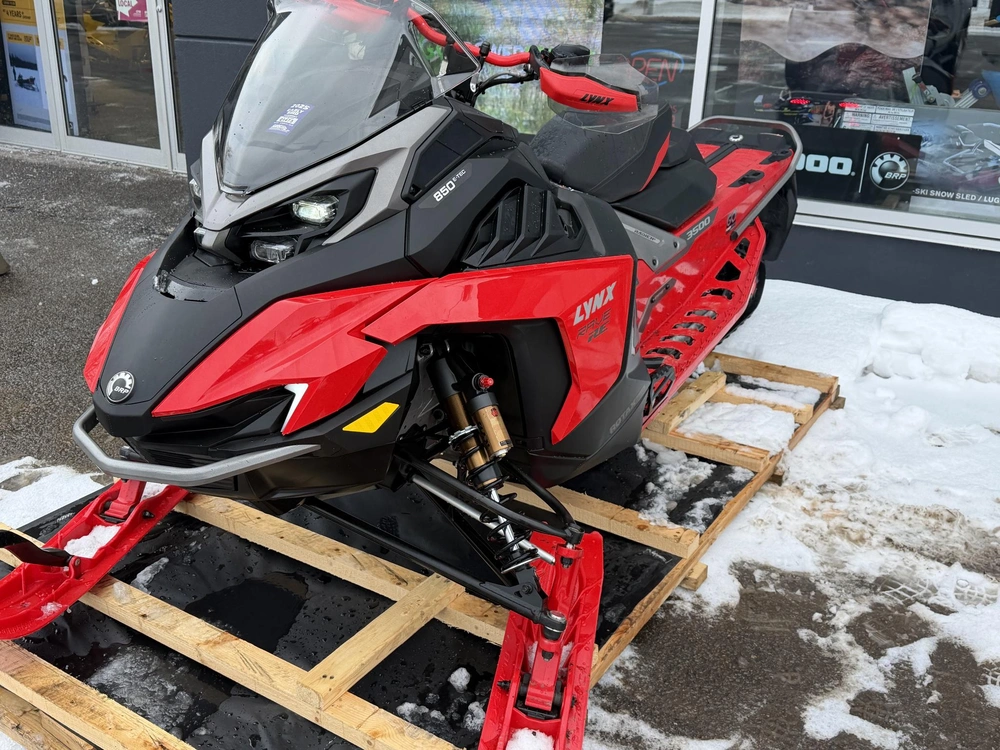 2024 Lynx Rave Re 850 E-tec Ice Ripper Xt 1.25" M.s./e.s. W/ 10.25" Touchscreen (can) alt