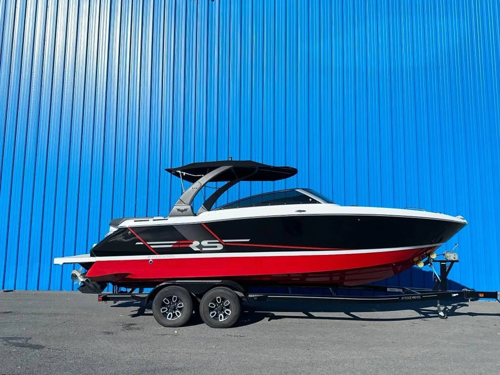 Four Winns 260 Horizon Sport Rs 2022 alt