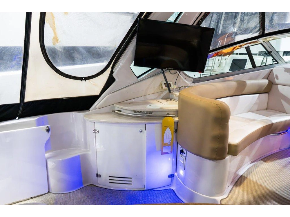 2013 Four Winns Vista 375 alt