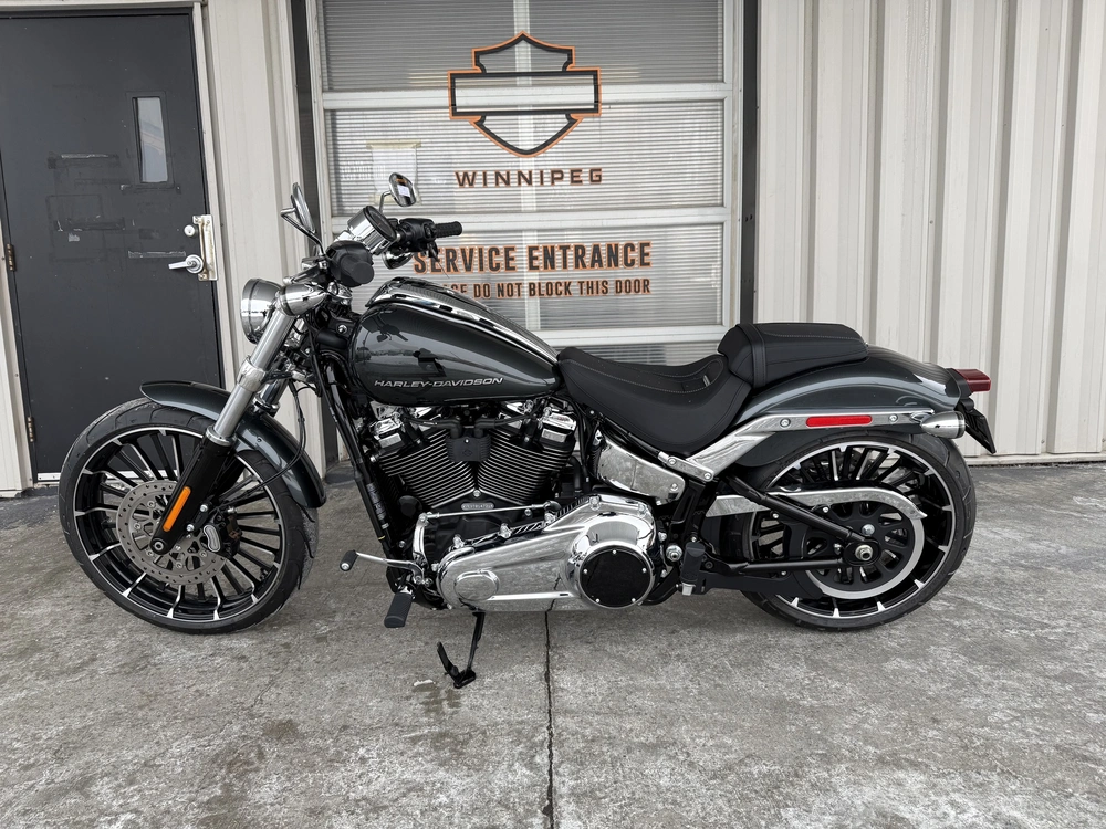 2026 Harley-davidson Breakout alt