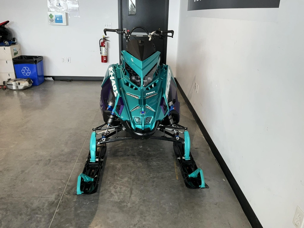 Polaris 9r Rkm Khaos Slash 155 2024 alt