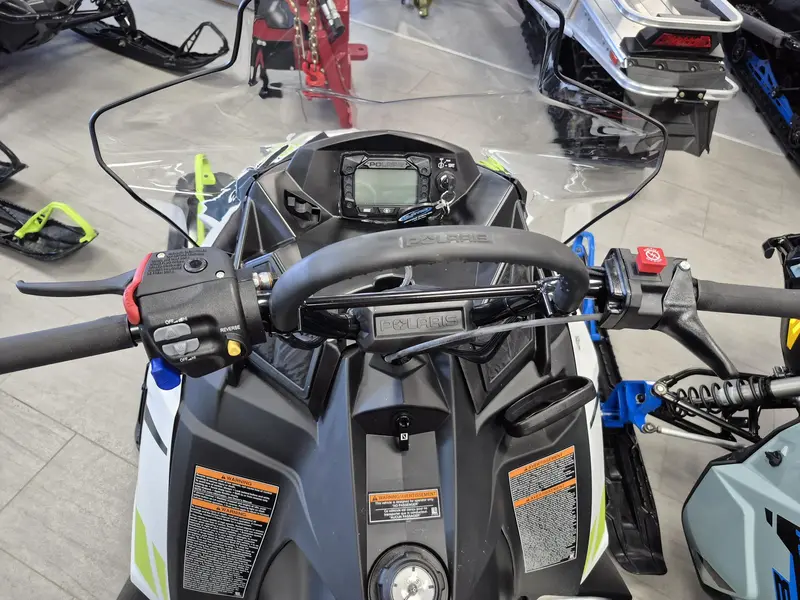 Polaris 550 voyageur 155 2025