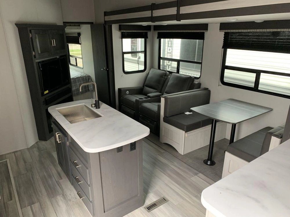 2022 Keystone Rv Sprinter 35bh alt
