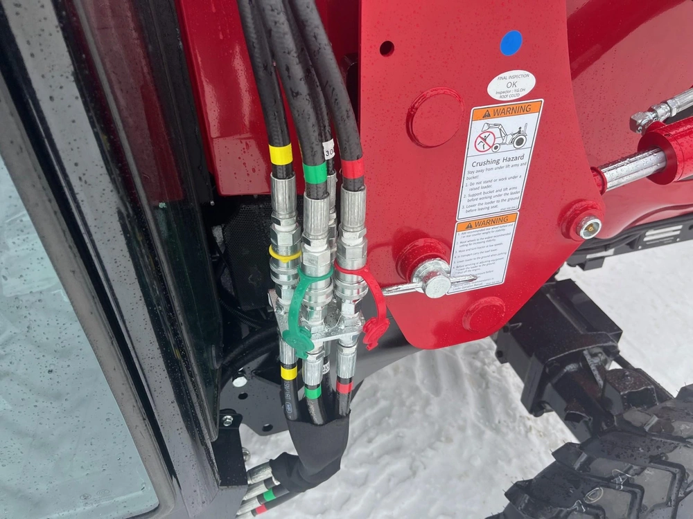 2025 Tym T3025ch alt