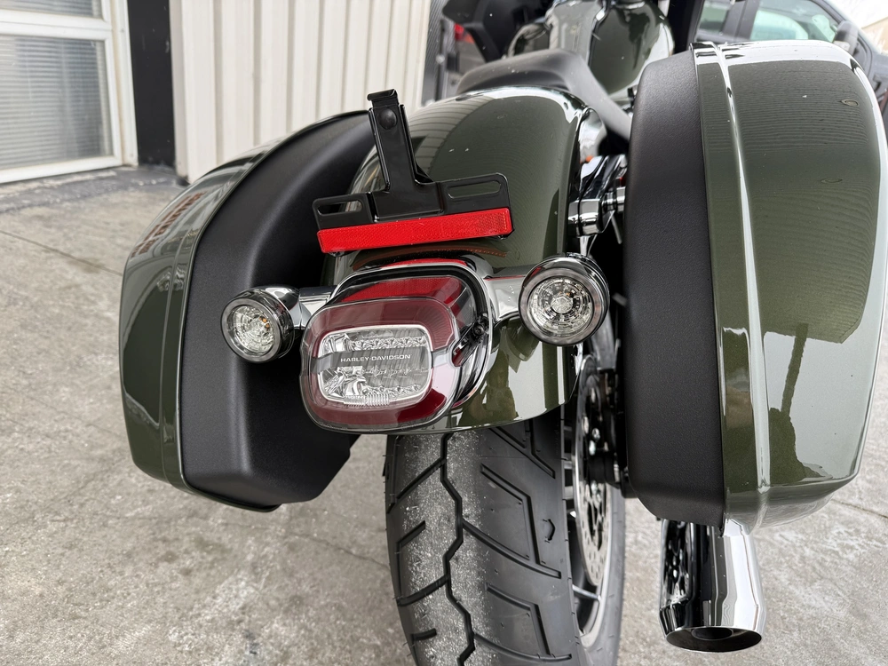 2026 Harley-davidson Low Rider St alt