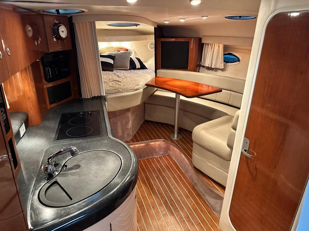 Monterey Boats 322 2003 alt