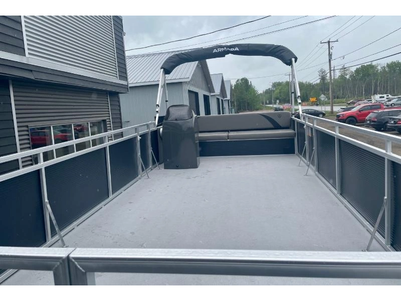2023 Armada Excursion 208 alt