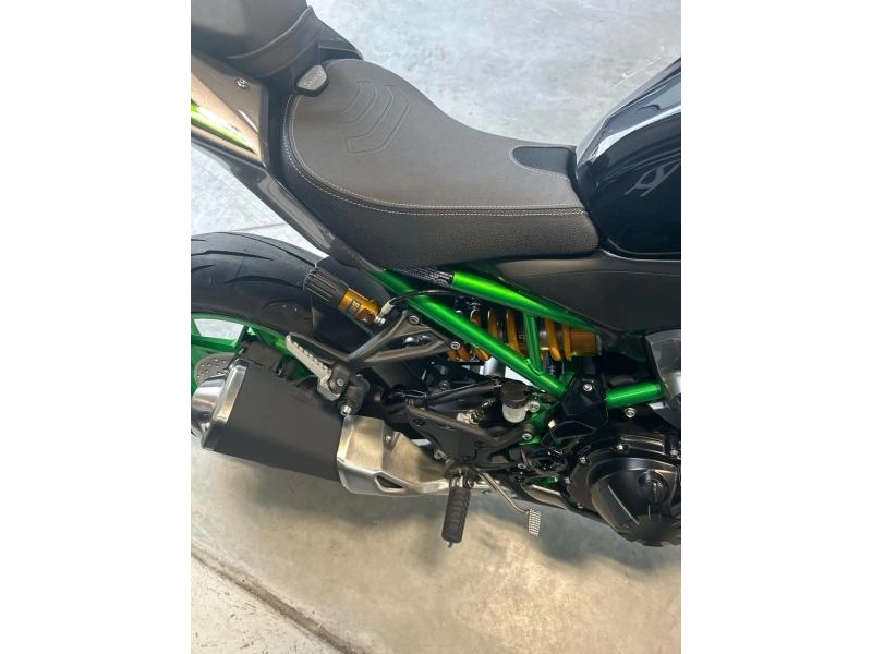 Kawasaki Z900 Se 2025 alt