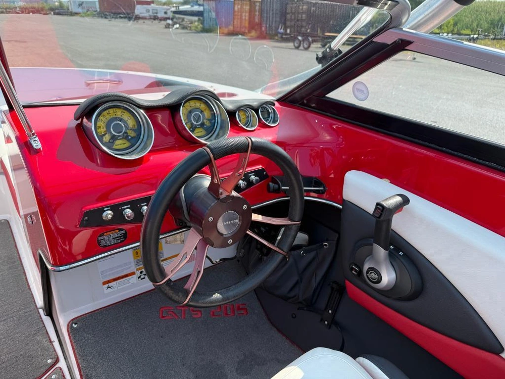 Glastron 205 Gts 2013 alt