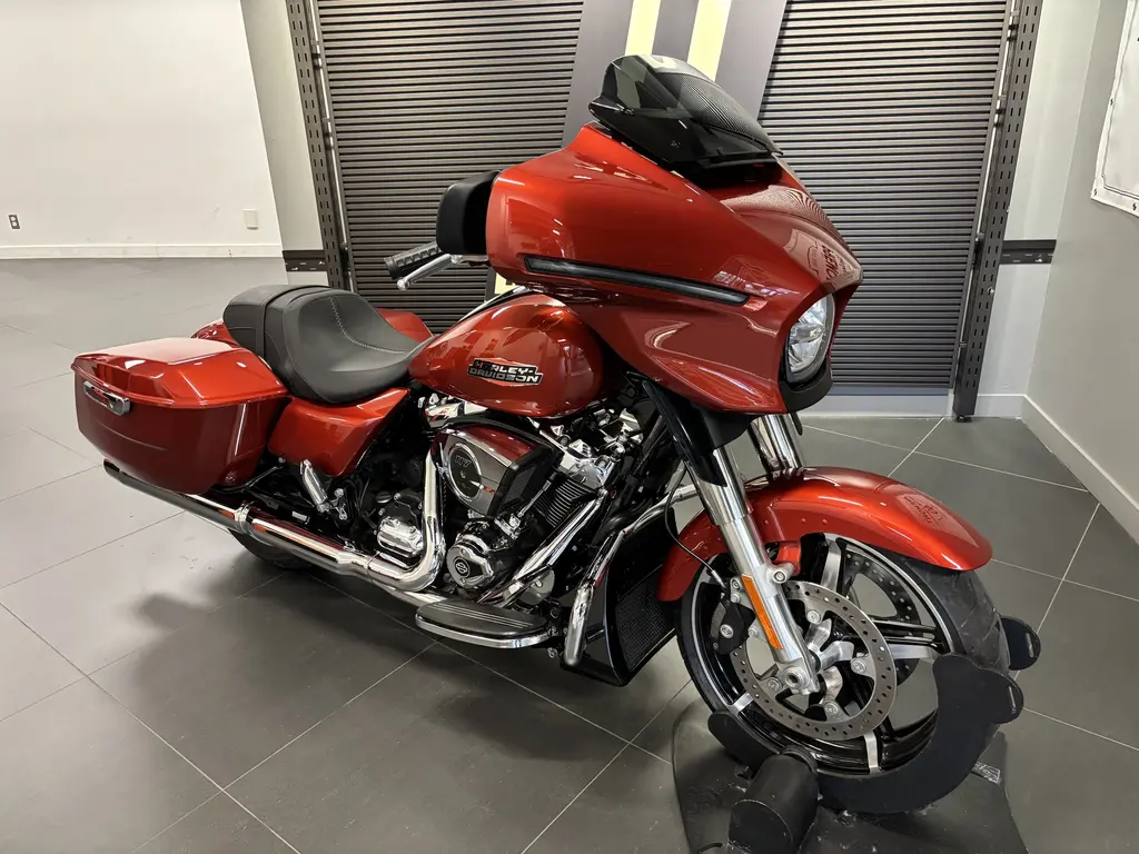Harley-Davidson FLHX STREET GLIDEFLHX 2024