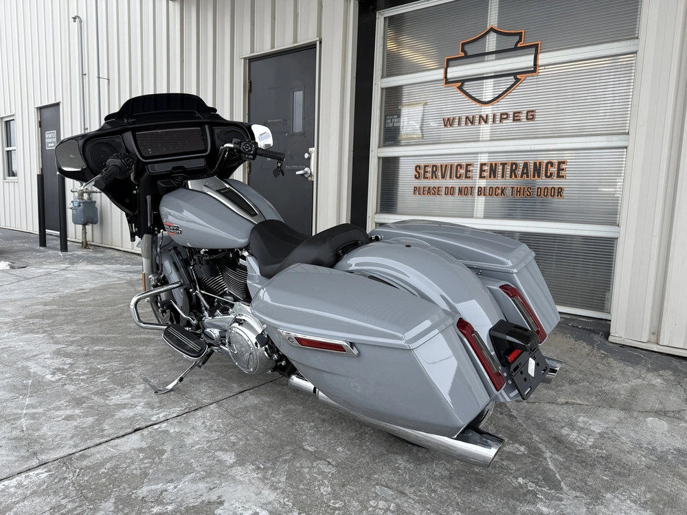 2026 Harley-davidson Street Glide alt