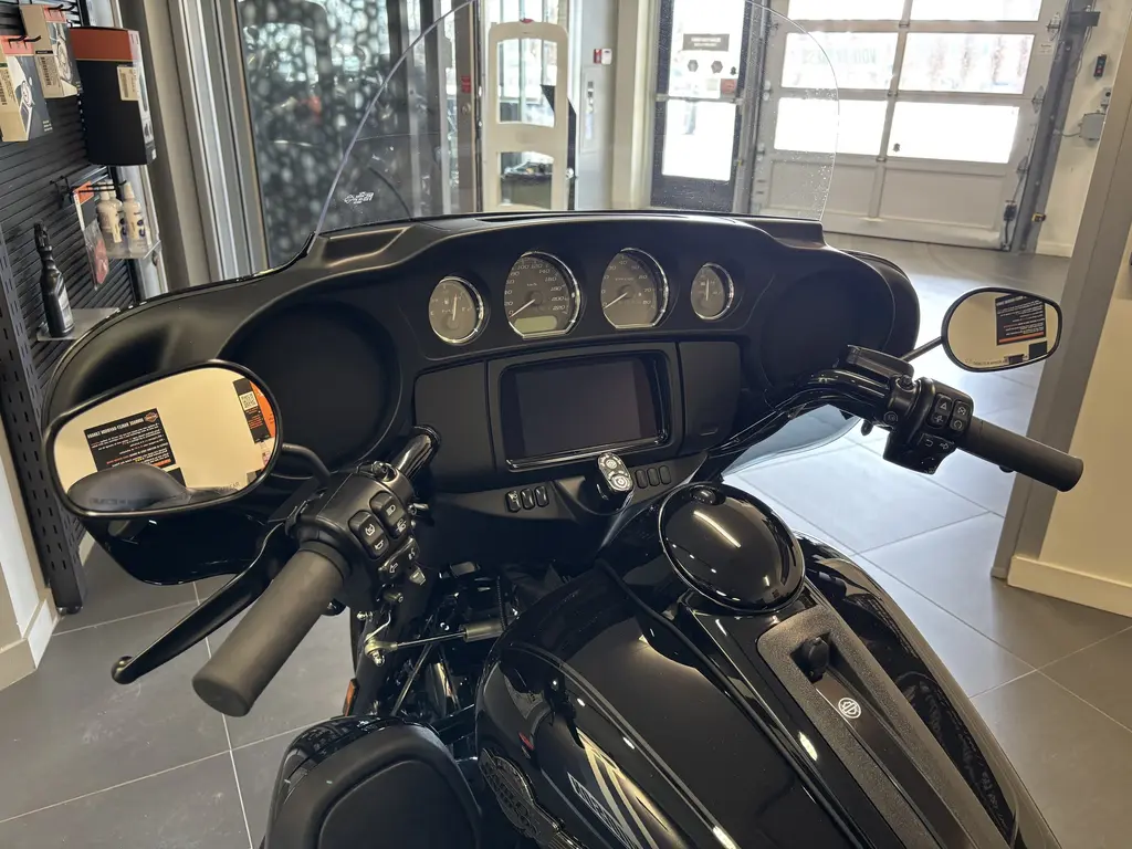 Harley-Davidson FLHTCUTG Tri Glide UltraFLHTCUTG 2025