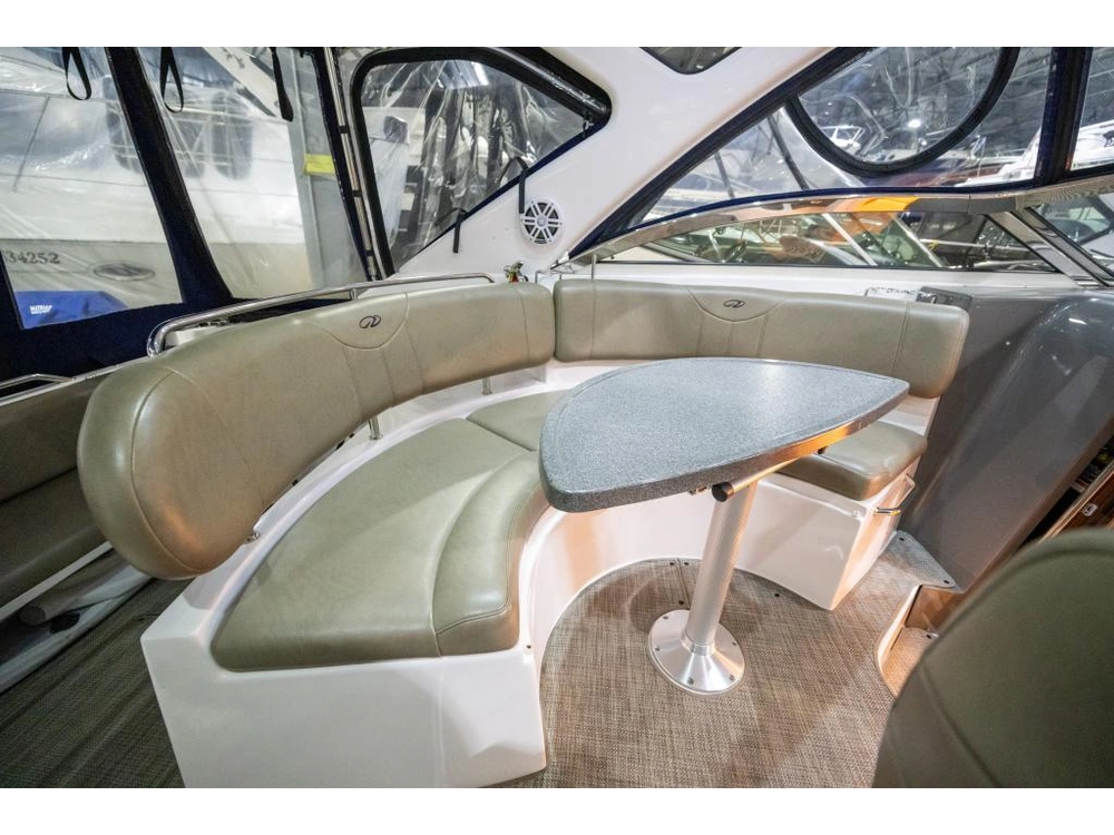 2007 Regal 3760 Commodore alt