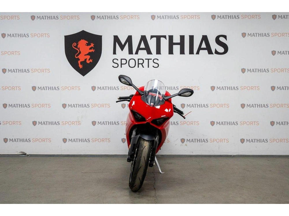 2025 Ducati Panigale V2 alt