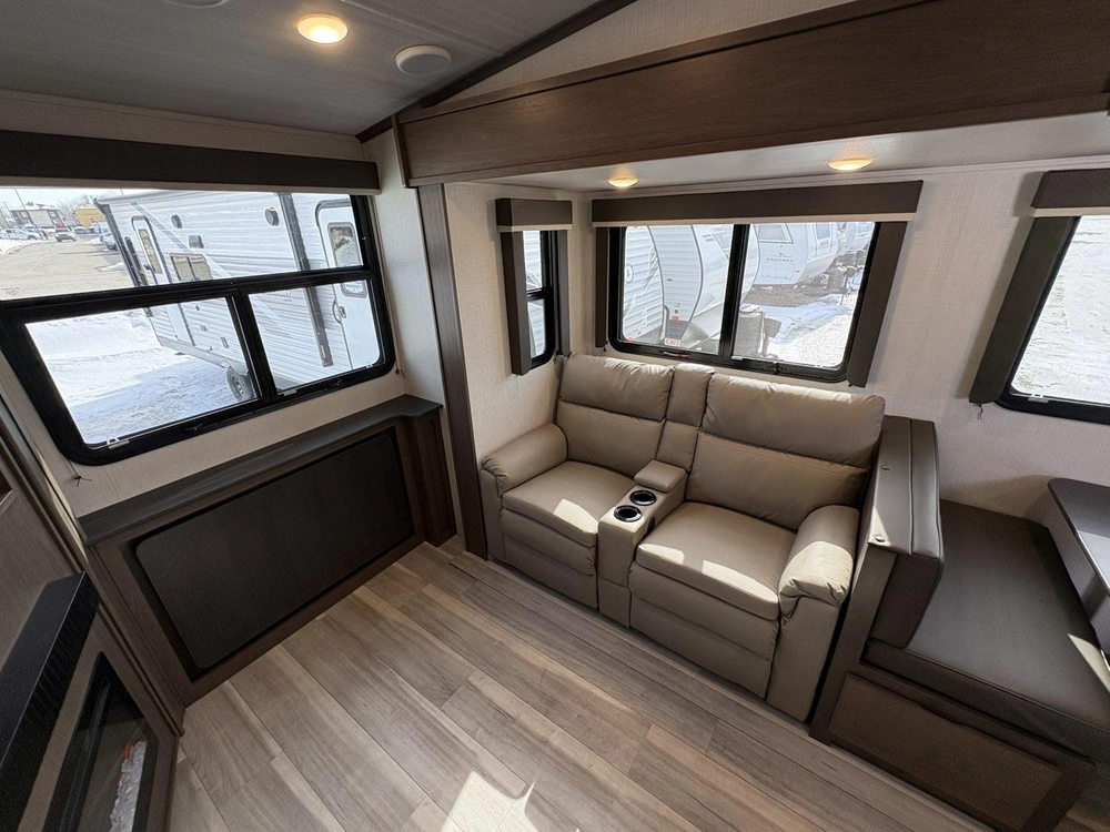 2026 Keystone Rv Cougar Sport 2400re alt