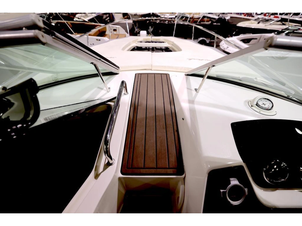 Sea Ray 280 Sundancer Bow Thruster 2012 alt