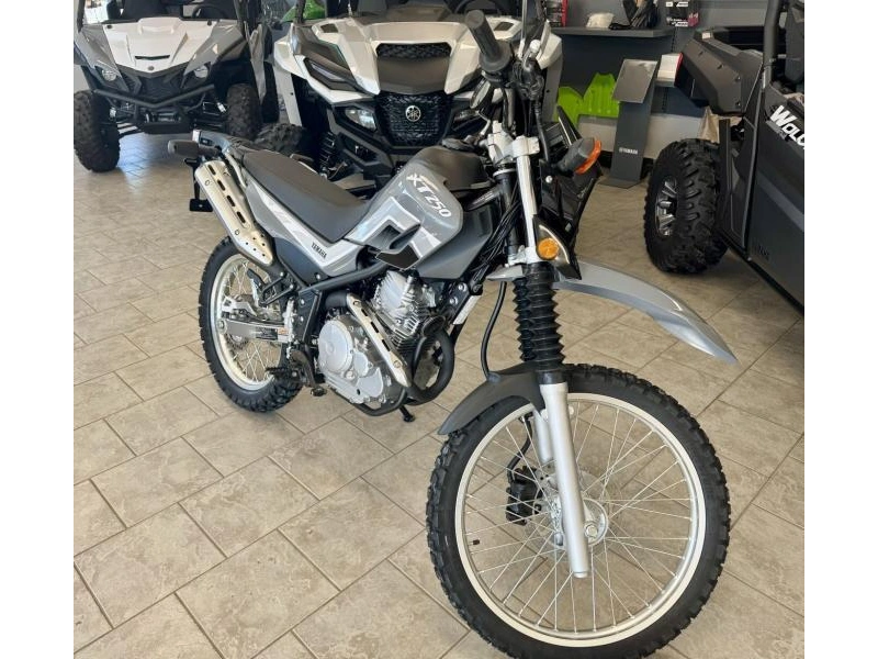 2025 Yamaha Xt250 alt