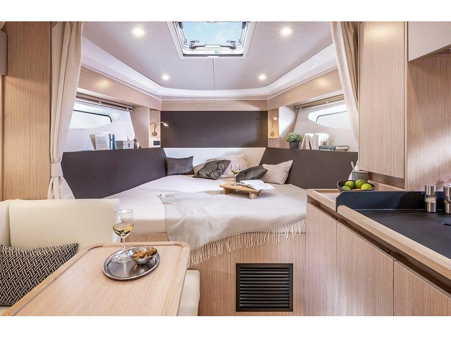 Bavaria Sr35 2026 alt