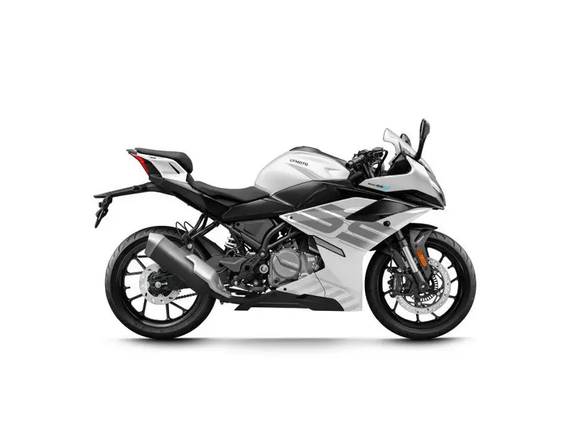 2026 CFMOTO 300SS thumbnail 3