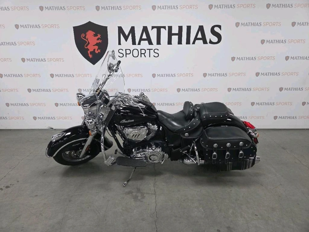 Indian Motorcycle Chief Vintage Noir Lustre 2019 alt