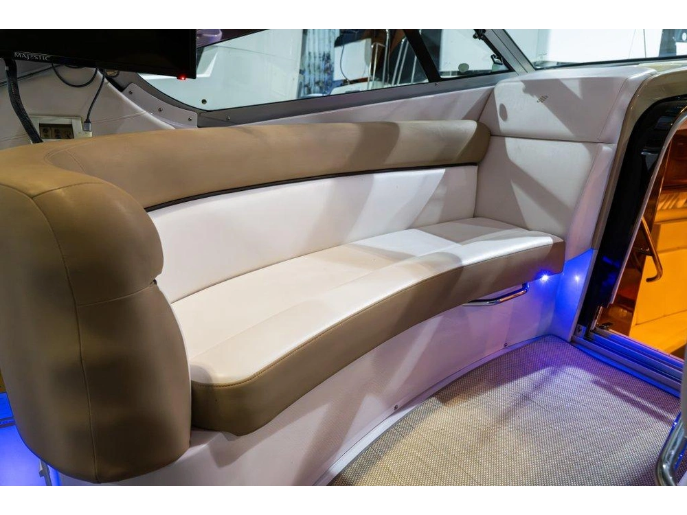 2013 Four Winns Vista 375 alt