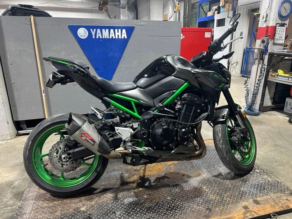 2023 Kawasaki Z900 Abs alt